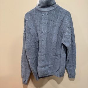 Gap knit sweater. Thick warm brand new with tag never worn. Blue gray sz XL.